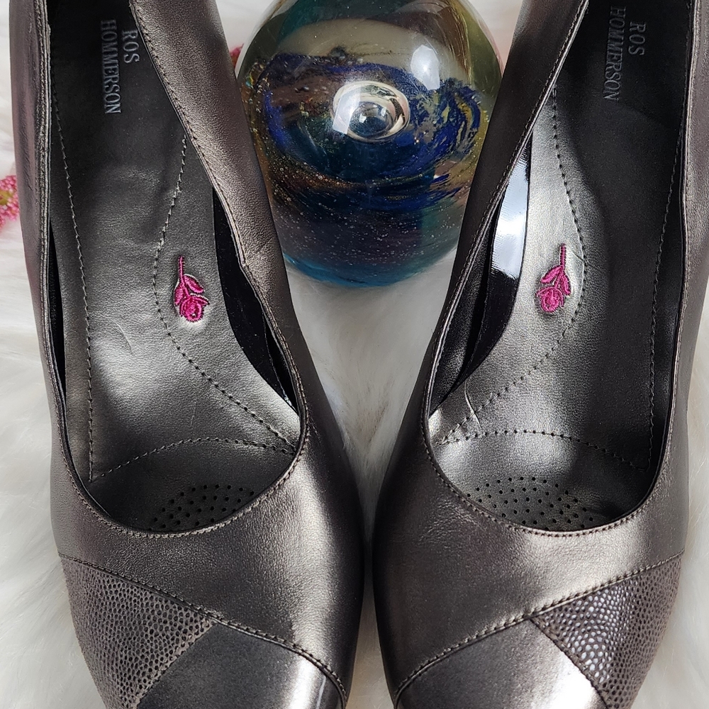 Shoe - Picture 6 of 6